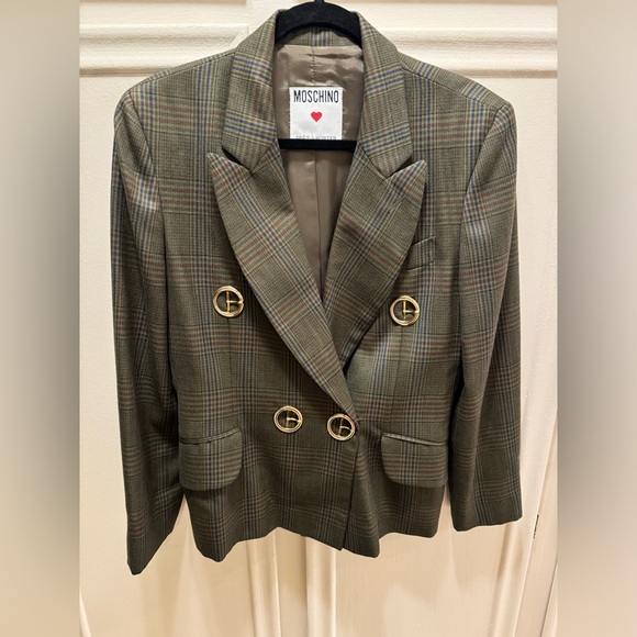 Moschino Vintage 1990’s Blazer with Peaked Lapels and Structured Shoulders - Picture 5 of 16